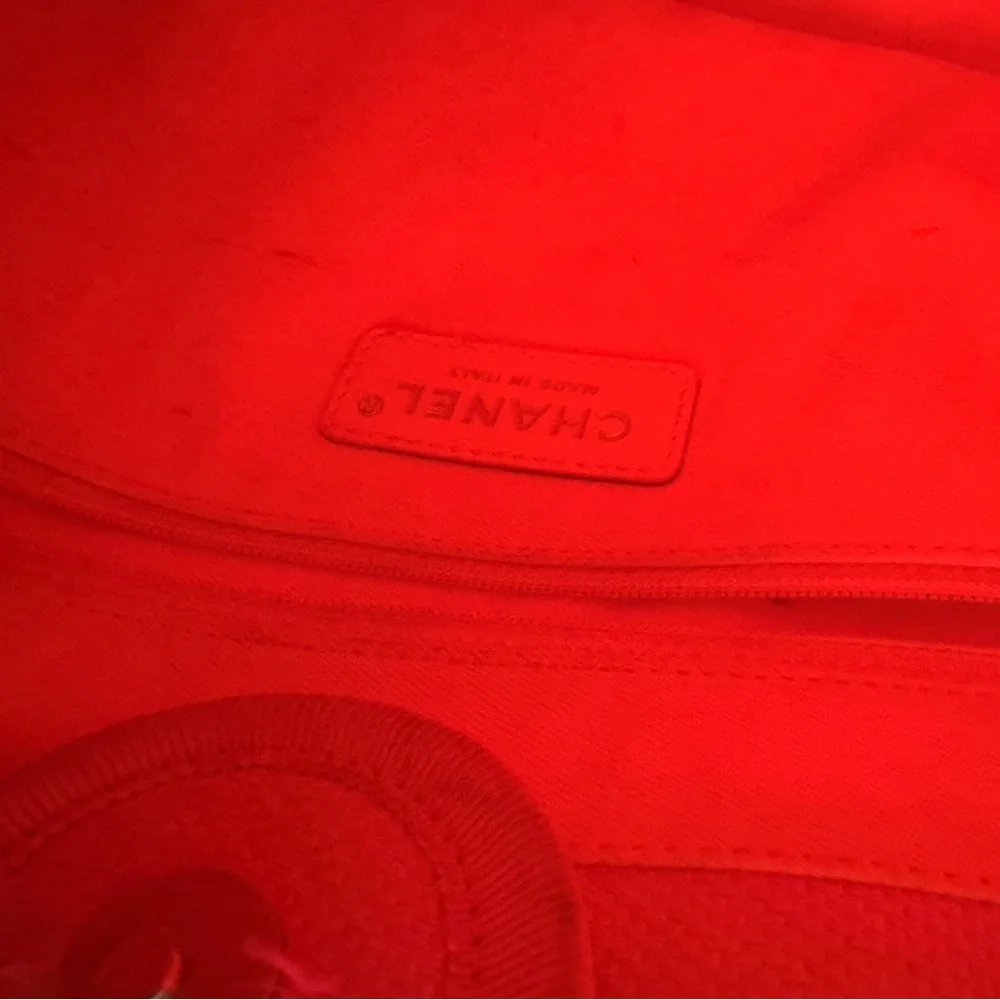 CHANEL 💯 Authentic Deauville Hot Pink and Orange Medium Tote Bag 🔥 Rare!! - Picture 11 of 14